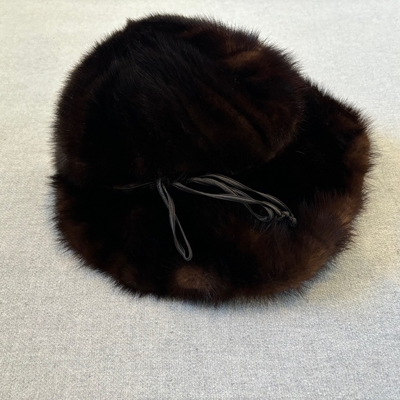 Gorgeous Vintage Wide Brimmed Brown Fur Hat Neiman Marcus - Picture 3 of 7